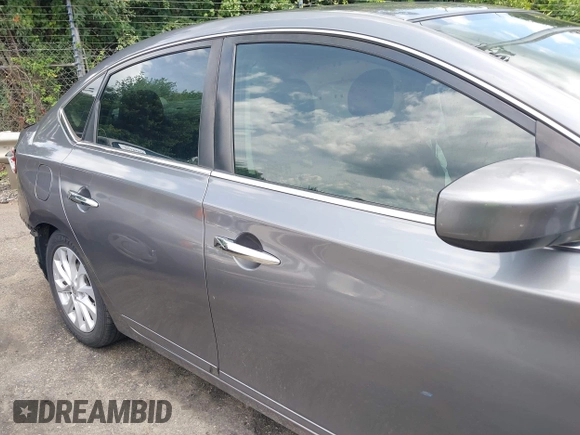 2017 Nissan Sentra SR с VIN 3N1AB7AP1HL646989, выставлен на аукционе IAAI как лот 42458735 с пробегом 183 615 миль миль и . История ставок и продаж доступна на DreamBid. Изображение 13.