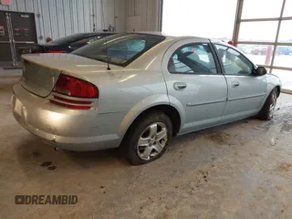 2002 Dodge Stratus z VIN 1B3EL56R42N276530, wystawiony jako IAAI lot #41726024 z przebiegiem 150 610 mil mil oraz . Historia ofert i sprzedaży dostępna na DreamBid. Obrazek 4.