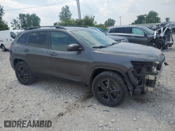 2020 Jeep Cherokee Altitude z VIN 1C4PJMLX1LD500337, wystawiony jako Copart lot #59672395 z przebiegiem 168 344 mil mil oraz Szkoda całkowita • Salvage title. Historia ofert i sprzedaży dostępna na DreamBid. Obrazek 4.