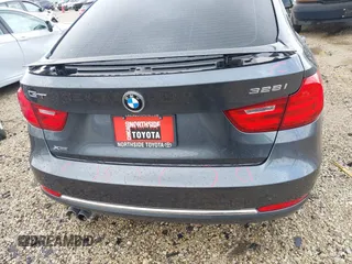 2015 BMW 3 Series 328i Gran Turismo xDrive с VIN WBA3X5C59FD561504, выставлен на аукционе IAAI как лот 41951220 с пробегом 86 649 миль миль и . История ставок и продаж доступна на DreamBid. Изображение 17.