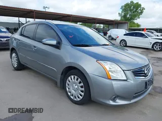 2012 Nissan Sentra S z VIN 3N1AB6AP7CL722895, wystawiony jako IAAI lot #42559450 z przebiegiem 190 296 mil mil oraz . Historia ofert i sprzedaży dostępna na DreamBid. Obrazek 1.