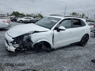 2021 Porsche Cayenne z VIN WP1AA2AY9MDA07852, wystawiony jako Copart lot #48318465 z przebiegiem Nie podano mil oraz Szkoda całkowita • Salvage title. Historia ofert i sprzedaży dostępna na DreamBid. Obrazek 1.