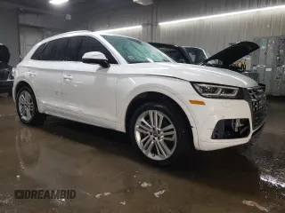 2018 Audi Q5 Premium Plus with VIN WA1BNAFY2J2007240, listed as a Copart auction lot 88902905 with 83,180 mi miles and Salvage Title. Bid and sale history available at carsss.com. Image 4.