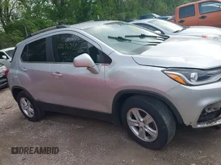 2018 Chevrolet Trax LT with VIN 3GNCJLSB7JL384770, listed as a IAAI auction lot 42176755 with 105,734 mi miles and . Bid and sale history available at carsss.com. Image 13.