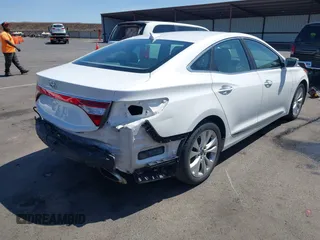 2013 Hyundai Azera with VIN KMHFG4JG5DA267347, listed as a IAAI auction lot 42580501 with 111,975 mi miles and . Bid and sale history available at DreamBid. Image 4.