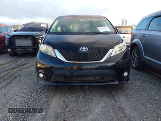 2011 Toyota Sienna SE with VIN 5TDXK3DC0BS045860, listed as a IAAI auction lot 42120173 with 285,091 mi miles and . Bid and sale history available at DreamBid. Image 12.