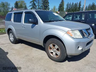 2008 Nissan Pathfinder LE with VIN 5N1AR18B98C624083, listed as a IAAI auction lot 42069981 with 163,678 mi miles. Bid and sale history available at carsss.com. Image 1.