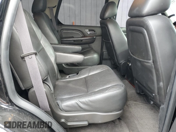 2014 Cadillac Escalade Premium z VIN 1GYS4CEF9ER223159, wystawiony jako Copart lot #77889114 z przebiegiem 159 753 mil mil oraz Czysty tytuł • Clean title. Historia ofert i sprzedaży dostępna na DreamBid. Obrazek 11.