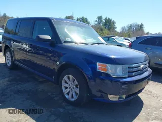 2011 Ford Flex SE with VIN 2FMGK5BC9BBD18368, listed as a IAAI auction lot 41989462 with 140,415 mi miles. Bid and sale history available at carsss.com. Image 1.