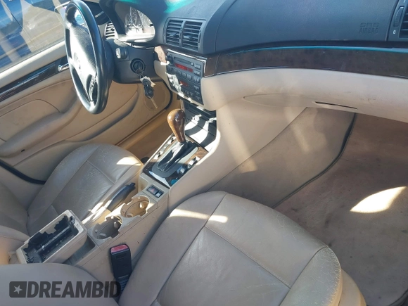 2002 BMW 3 Series 330i with VIN WBAEV53452KM18884, listed as a IAAI auction lot 41573073 with 217,259 mi miles and . Bid and sale history available at DreamBid. Image 5.