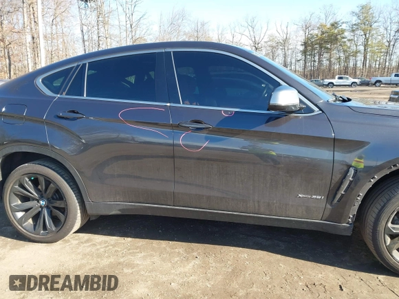 2019 BMW X6 xDrive35i z VIN 5UXKU2C51K0Z64589, wystawiony jako IAAI lot #41537380 z przebiegiem 60 769 mil mil oraz . Historia ofert i sprzedaży dostępna na DreamBid. Obrazek 14.