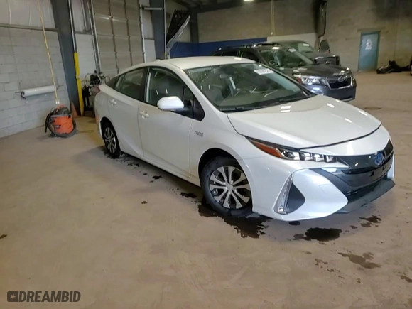 2021 Toyota Prius Prime LE with VIN JTDKAMFP7M3174332, listed as a Copart auction lot 52696255 with 36,635 mi miles and Salvage Title. Bid and sale history available at carsss.com. Image 13.