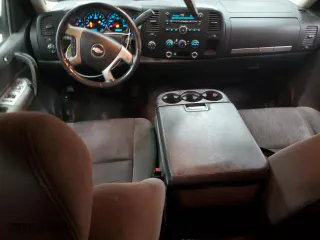 2009 Chevrolet Silverado 1500 LT with VIN 1GCEK290X9Z156179, listed as a Copart auction lot 43271365 with 202,556 mi miles and Clean Title. Bid and sale history available at carsss.com. Image 8.