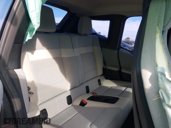 2017 BMW i3 z VIN WBY1Z8C37HV891822, wystawiony jako IAAI lot #41666962 z przebiegiem 39 844 mil mil oraz . Historia ofert i sprzedaży dostępna na DreamBid. Obrazek 8.