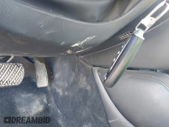 2014 Infiniti QX60 with VIN 5N1AL0MM6EC506295, listed as a IAAI auction lot 42549315 with 157,766 mi miles and . Bid and sale history available at DreamBid. Image 11.