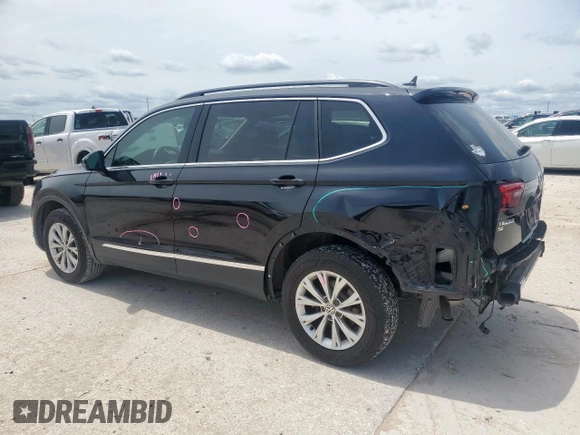 2018 Volkswagen Tiguan SEL with VIN 3VV2B7AX6JM017523, listed as a Copart auction lot 56386545 with 42,620 mi miles and Salvage title. Bid and sale history available at DreamBid. Image 2.