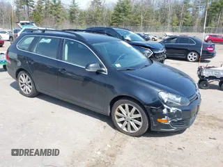 2012 Volkswagen Jetta SportWagen SE with VIN 3VWPP7AJ8CM618837, listed as a IAAI auction lot 42079950 with 182,719 mi miles. Bid and sale history available at carsss.com. Image 1.