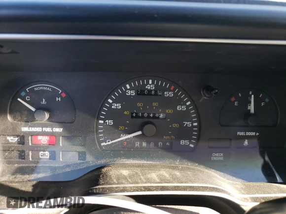 1991 Ford Taurus z VIN 1FACP52U3MA237495, wystawiony jako Copart lot #82519194 z przebiegiem 41 048 mil mil oraz Czysty tytuł • Clean title. Historia ofert i sprzedaży dostępna na DreamBid. Obrazek 9.