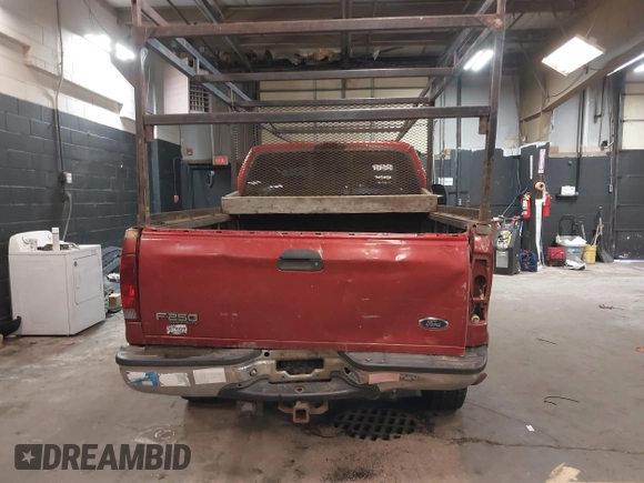 2002 Ford Super Duty F-250 XL with VIN 1FTNX21L82EA87027, listed as a IAAI auction lot 41893004 with 214,580 mi miles. Bid and sale history available at carsss.com. Image 16.