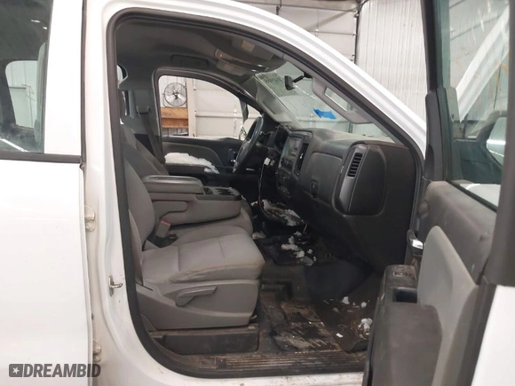 2016 Chevrolet Silverado 2500HD Work Truck with VIN 1GC1KUEG0GF122716, listed as a IAAI auction lot 41435095 with 172,962 mi miles. Bid and sale history available at carsss.com. Image 5.