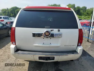 2013 Cadillac Escalade ESV Luxury с VIN 1GYS4HEF5DR334058, выставлен на аукционе Copart как лот 60293015 с пробегом 150 847 миль миль и Чистый • Clean title. История ставок и продаж доступна на DreamBid. Изображение 6.