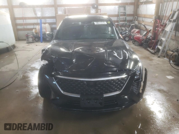2025 Cadillac CT5 Premium Luxury with VIN 1G6DS5RK9S0109334, listed as a Copart auction lot 81400404 with 2,109 mi miles and Clean title. Bid and sale history available at DreamBid. Image 5.