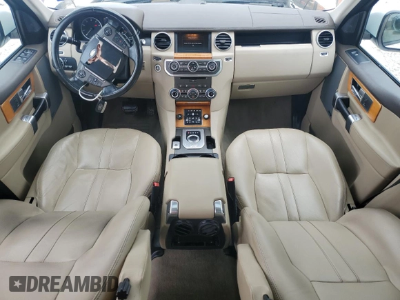 2015 Land Rover LR4 HSE with VIN SALAG2V62FA764520, listed as a Copart auction lot 50548675 with 33,540 mi miles and Salvage title. Bid and sale history available at DreamBid. Image 8.