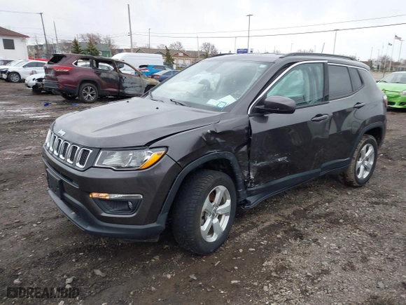 2020 Jeep Compass Latitude with VIN 3C4NJDBB3LT239719, listed as a IAAI auction lot 41929367 with 32,265 mi miles. Bid and sale history available at carsss.com. Image 17.