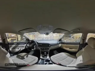 2020 Hyundai Elantra SEL z VIN 5NPD84LF9LH508752, wystawiony jako Copart lot #45551885 z przebiegiem 96 402 mil mil oraz Szkoda całkowita • Salvage title. Historia ofert i sprzedaży dostępna na DreamBid. Obrazek 13.