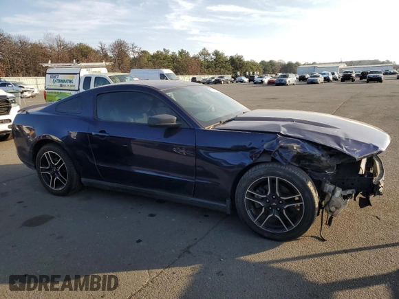 2012 Ford Mustang V6 Premium with VIN 1ZVBP8AM5C5233817, listed as a Copart auction lot 81332364 with 111,097 mi miles and Salvage Title. Bid and sale history available at carsss.com. Image 4.