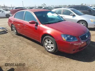 2005 Nissan Altima 2.5 S with VIN 1N4AL11D75N405954, listed as a IAAI auction lot 41643379 with 228,084 mi miles. Bid and sale history available at carsss.com. Image 1.
