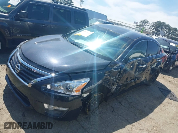 2013 Nissan Altima 2.5 S with VIN 1N4AL3AP8DC914998, listed as a IAAI auction lot 41839546 with 110,807 mi miles and . Bid and sale history available at carsss.com. Image 2.