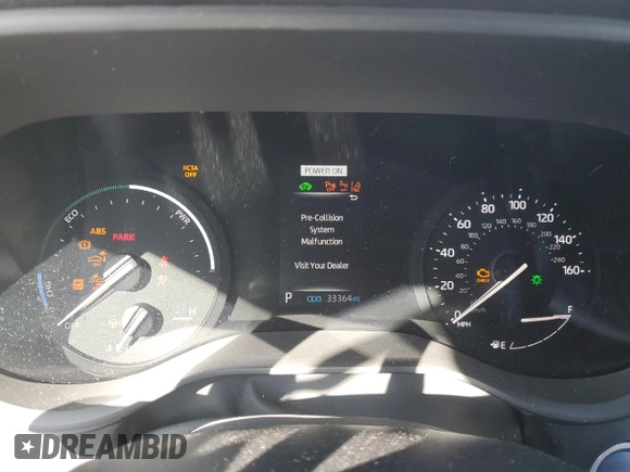 2024 Toyota Sienna XLE with VIN 5TDJSKFC4RS121247, listed as a Copart auction lot 47363055 with 33,364 mi miles and Salvage Title. Bid and sale history available at DreamBid. Image 9.