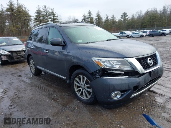 2013 Nissan Pathfinder SV with VIN 5N1AR2MM2DC614471, listed as a IAAI auction lot 41740633 with 224,796 mi miles. Bid and sale history available at carsss.com. Image 1.