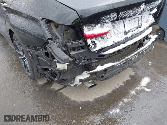 2019 BMW 3 Series 330i с VIN WBA5R1C53KAE82114, выставлен на аукционе IAAI как лот 41632512 с пробегом 92 454 миль миль и . История ставок и продаж доступна на DreamBid. Изображение 18.