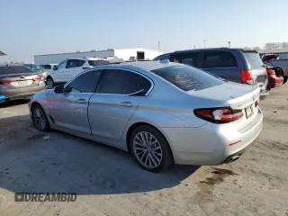 2021 BMW 5 Series 530i xDrive with VIN WBA13BJ08MWX25707, listed as a Copart auction lot 43371195 with 75,126 mi miles and Salvage Title. Bid and sale history available at carsss.com. Image 2.