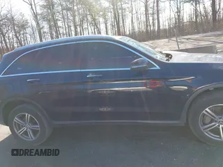 2022 Mercedes-Benz GLC 300 z VIN W1N0G8EB9NG024549, wystawiony jako IAAI lot #41870047 z przebiegiem 88 269 mil mil oraz . Historia ofert i sprzedaży dostępna na DreamBid. Obrazek 13.