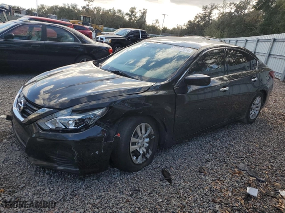 2018 Nissan Altima 2.5 SR with VIN 1N4AL3AP0JC295275, listed as a Copart auction lot 84693174 with 67,100 mi miles and Salvage Title. Bid and sale history available at carsss.com. Image 1.