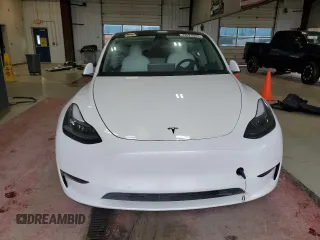 2022 Tesla Model Y Performance with VIN 7SAYGDEF9NF405370, listed as a Copart auction lot 43621095 with 52,292 mi miles and Salvage Title. Bid and sale history available at DreamBid. Image 5.