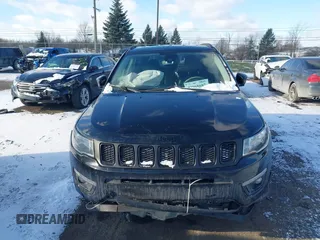 2019 Jeep Compass Latitude with VIN 3C4NJDBB9KT794074, listed as a IAAI auction lot 41068687 with 106,947 mi miles and . Bid and sale history available at DreamBid. Image 12.