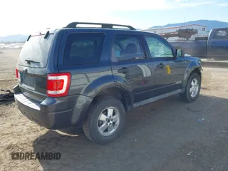 2008 Ford Escape XLT z VIN 1FMCU031X8KB49081, wystawiony jako IAAI lot #42584584 z przebiegiem 163 008 mil mil oraz . Historia ofert i sprzedaży dostępna na DreamBid. Obrazek 4.