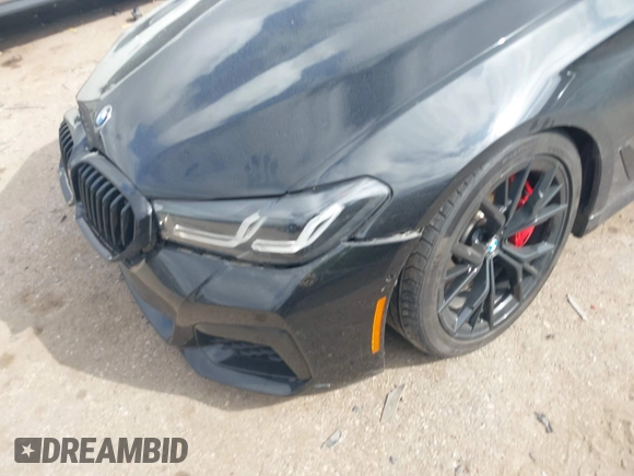 2021 BMW 5 Series 540i with VIN WBA53BJ01MWW91692, listed as a IAAI auction lot 41509786 with 33,345 mi miles and . Bid and sale history available at DreamBid. Image 6.