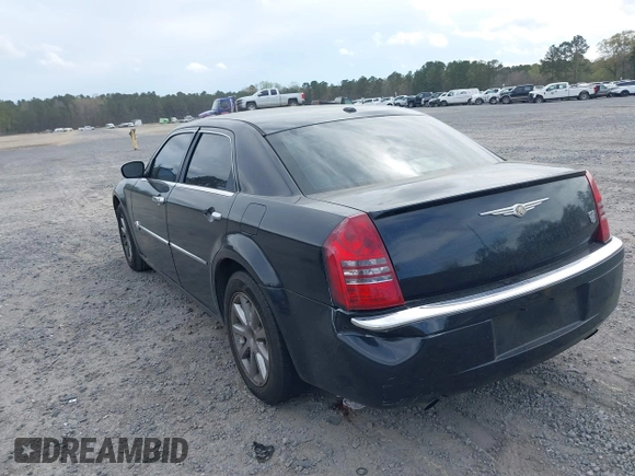 2006 Chrysler 300 C with VIN 2C3KA63H36H455735, listed as a IAAI auction lot 41875033 with 175,251 mi miles. Bid and sale history available at carsss.com. Image 3.