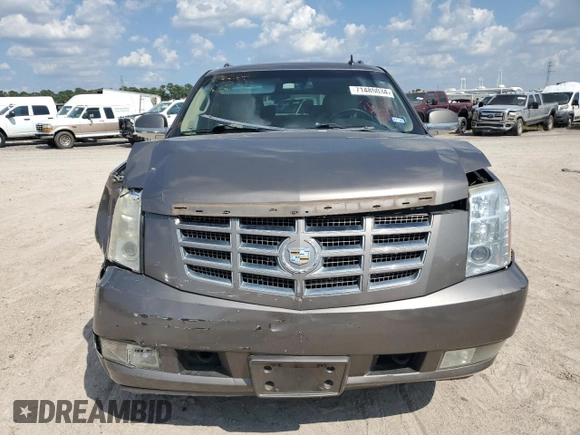 2012 Cadillac Escalade ESV Luxury with VIN 1GYS3HEF9CR263884, listed as a Copart auction lot 71485034 with 153,516 mi miles and Salvage title. Bid and sale history available at DreamBid. Image 5.