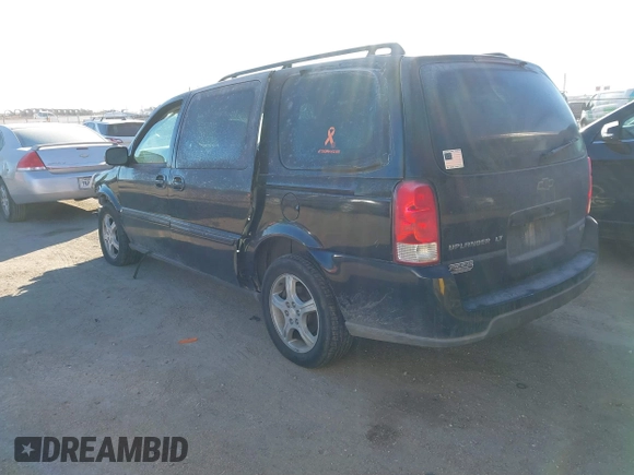 2007 Chevrolet Uplander LT w/1LT with VIN 1GNDV33W77D206642, listed as a IAAI auction lot 41305841 with 186,922 mi miles. Bid and sale history available at carsss.com. Image 3.