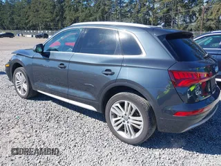 2018 Audi Q5 Premium Plus with VIN WA1BNAFY9J2125799, listed as a IAAI auction lot 42035992 with 59,403 mi miles. Bid and sale history available at carsss.com. Image 3.