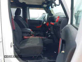 2018 Jeep Wrangler Unlimited Sahara with VIN 1C4HJWEG1JL801934, listed as a IAAI auction lot 42072968 with 112,432 mi miles and . Bid and sale history available at DreamBid. Image 5.