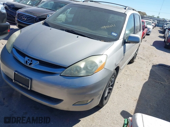 2006 Toyota Sienna XLE with VIN 5TDZA22C06S532006, listed as a IAAI auction lot 41842231 with 1 mi miles. Bid and sale history available at carsss.com. Image 2.