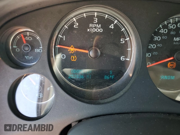 2010 Chevrolet Suburban LT with VIN 1GNUCJE08AR282271, listed as a Copart auction lot 69958304 with 252,836 mi miles and Salvage Title. Bid and sale history available at carsss.com. Image 9.