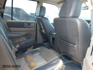 2007 Ford Expedition EL Eddie Bauer with VIN 1FMFK17577LA19340, listed as a IAAI auction lot 41743001 with 218,768 mi miles. Bid and sale history available at carsss.com. Image 8.